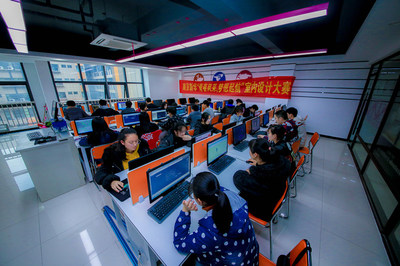 動漫游戲開發(fā)新秀 全國互聯(lián)網(wǎng)職業(yè)技能大賽的青春風(fēng)采